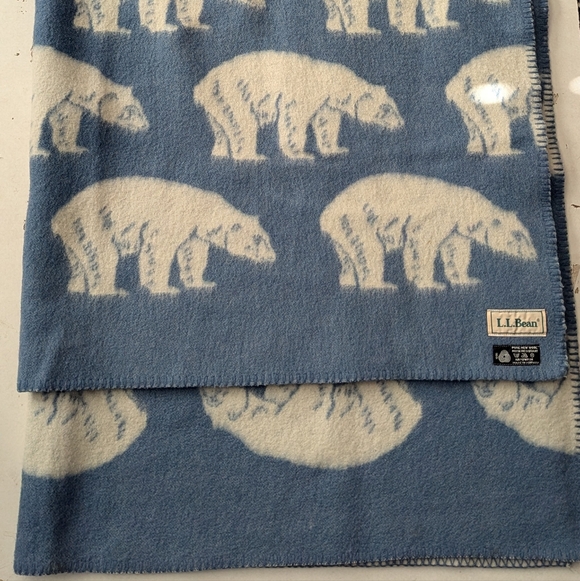 LL Bean 100% Pure New Wool Large Blanket Throw Blue White Polar Bear 52" / 75" - Picture 5 of 7